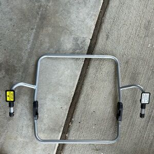 Chico 35 BOB car seat adapter